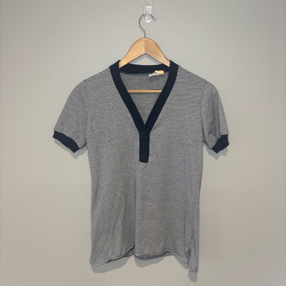 VINTAGE YOU/JOY BABE Black & White Striped V Neck‎ Shirt with Buttons Medium